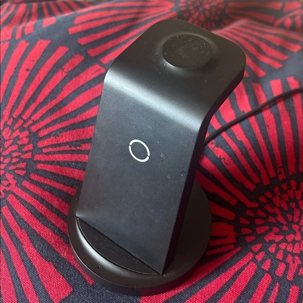 3 in 1 Apple Charging Stand